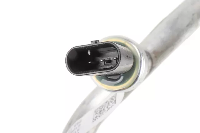 Air Conditioning Compressor Hose Assembly - GM (84656084)