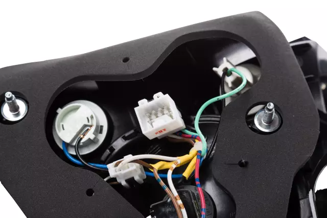 Driver Side Tail Lamp - GM (92202361)