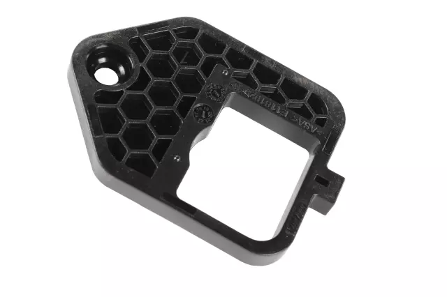 Front Camera Mount Bracket - GM (42664825)