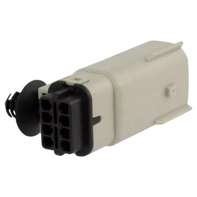Cover - Ford (KV6Z-14A666-B)