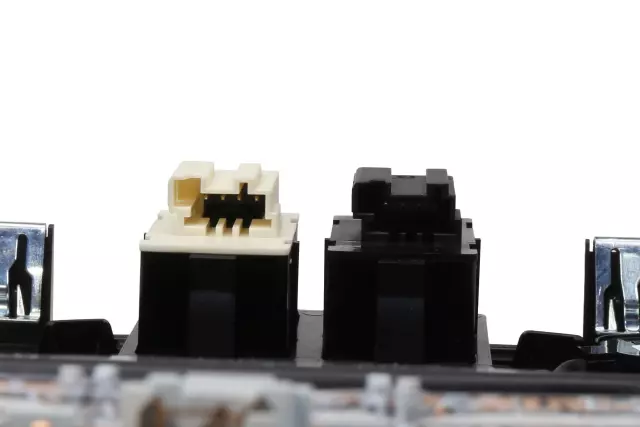 Part# 22985840 Jet Black Roof Console - GM (22985840)