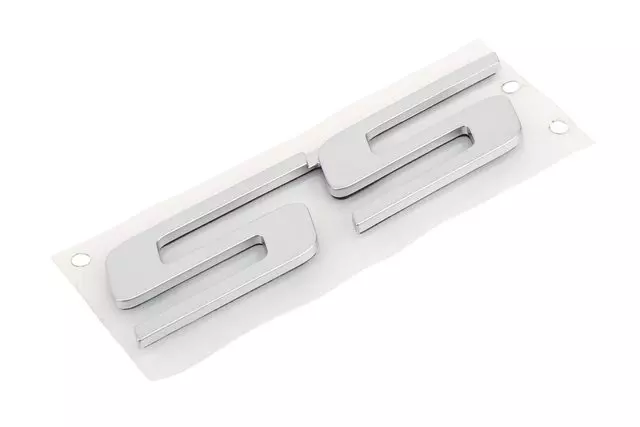 15137470 - Body: Nameplate for Chevrolet: SSR Image