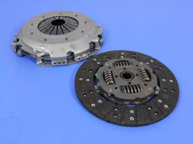 Pressure Plate And Disc Clutch Kit - Mopar (5086555AB)