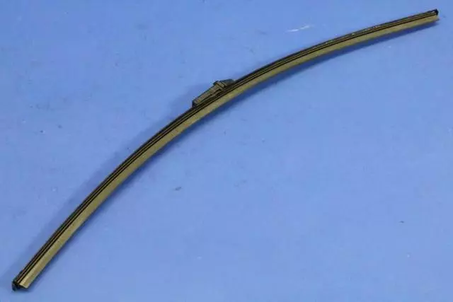 Wiper Blade, Right - Mopar (68166572AA)