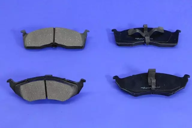 Front Disc Brake Pad Kit - Mopar (V1013438AC)