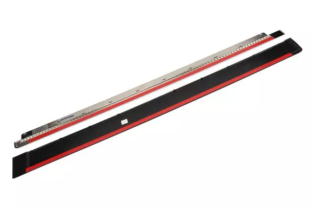 15950534 - Body: Body Side Molding for Chevrolet: Avalanche, Silverado 2500 HD, Silverado 3500 HD, Suburban 1500, Suburban 2500 | GMC: Sierra 2500 HD, Sierra 3500 HD, Yukon XL 1500, Yukon XL 2500 Image