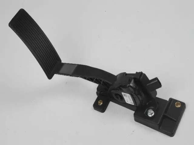 Accelerator Pedal - Mopar (53032907AF)