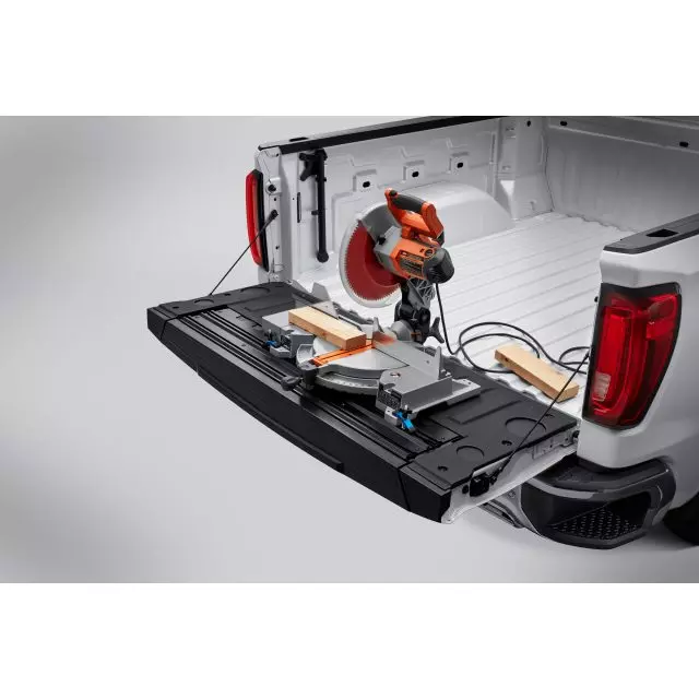 Bed Tailgate Liner W\\/Fastening Channel - GM (84166958)