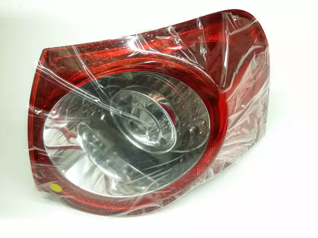 3C9945096P - Electrical: Tail Lamp Assembly for Volkswagen: Passat Image