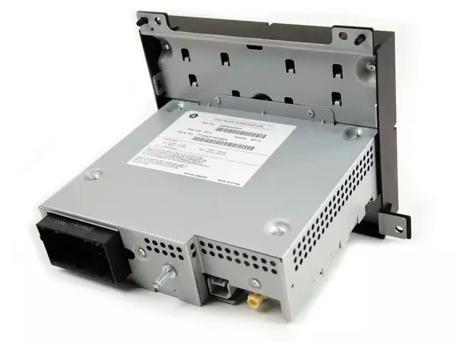 Multi Media Radio - Mopar (4692355AJ)