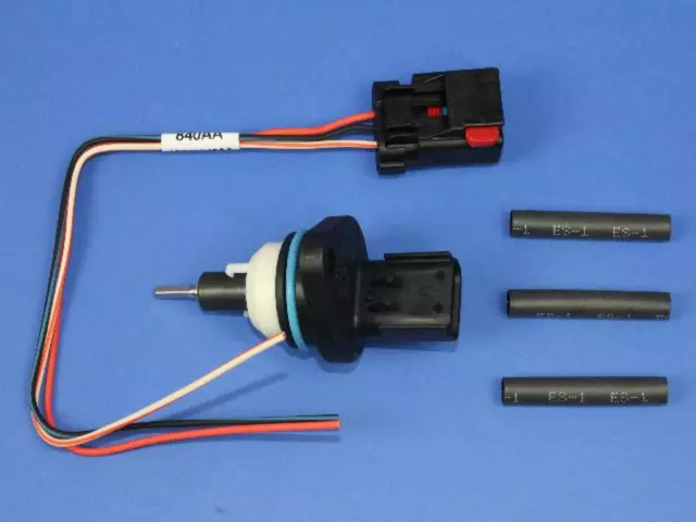 5013660AA - : Vehicle Speed Sensor for Chrysler: Cirrus, LeBaron, Sebring, Town &amp; Country | Dodge: B1500, B2500, B3500, Caravan, Dakota, Grand Caravan, Neon, Ram 1500, Ram 2500, Ram 3500, Spirit, Stratus | Jeep: Cherokee, Grand Cherokee, Wrangler Image