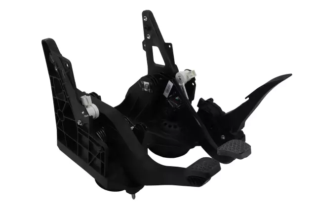 Brake and Accelerator and Clutch Pedal - GM (42664058)