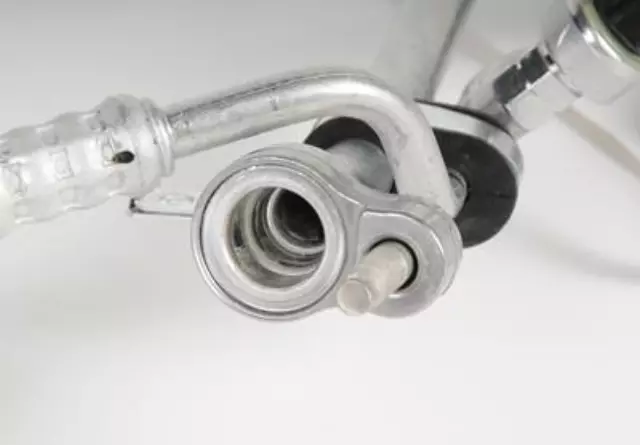 22756497 - HVAC: Evaporator Tube for Buick: LaCrosse | Chevrolet: Impala, Monte Carlo | Pontiac: Grand Prix Image