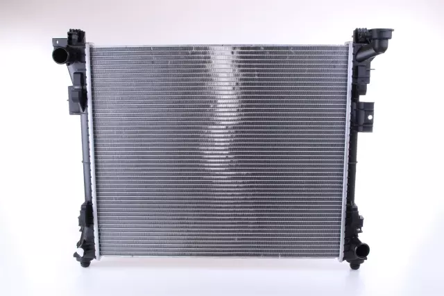 61034 - Cooling Systems: Radiator - Replaces CHRYSLER K04677755AD, K4677755AF, 4677751AA for NISSENS Image