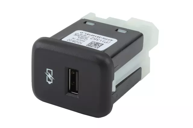 Power Outlet - GM (13527225)