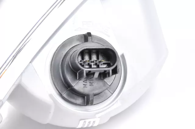 Passenger Side Daytime Running Lamp - GM (15130030)