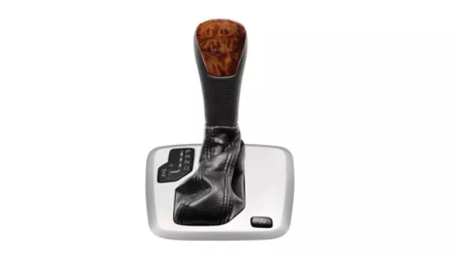 Shift Knob - Volvo (30774754)