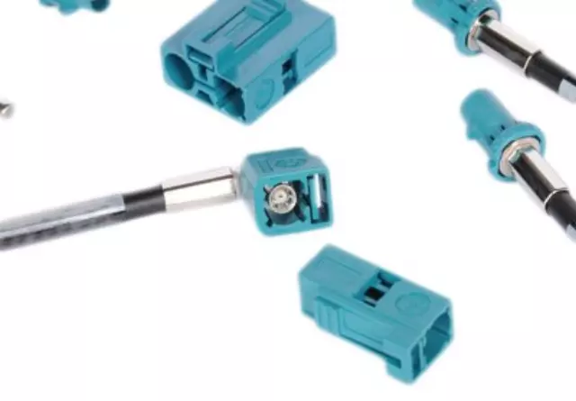 19119056 - Accessories: Radio, Telephone, and Vehicle Location Antenna Connector Kit for ACDelco Image