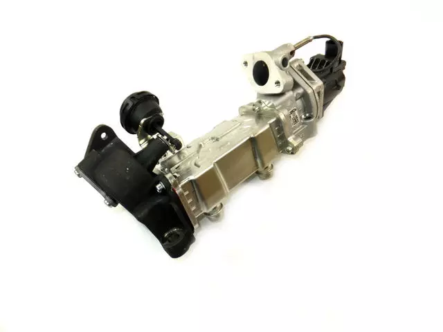 Egr Valve Cooler Kit - Mopar (68445601AA)