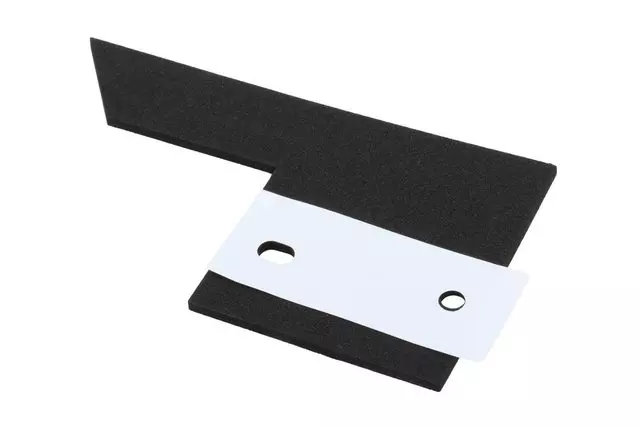 2017-2019 Chevrolet Cruze - Liftgate Trim LT Emblem - GM (39009305)