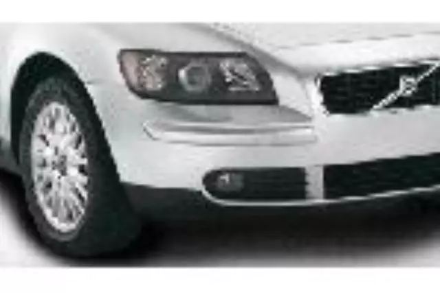 30722467 - Exterior: 2005-2011 Volvo V50 - Fog Lights for Volvo: V50 Image