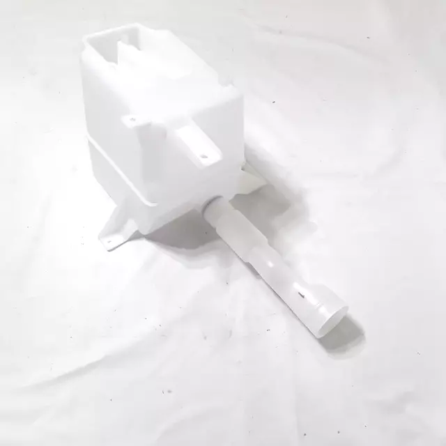 86631FG010 - Body: Washer Reservoir for Subaru Image