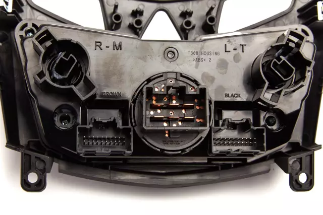 95276582 - : Part# 95276582 Heating and Air Conditioning Control Panel with Rear Window Defogger Switch for Chevrolet: Trax Image