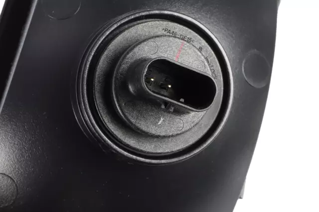 84771381 - Electrical: Rear Passenger Side Bumper Cover Lower Signal Lamp for Cadillac: XT4 Image