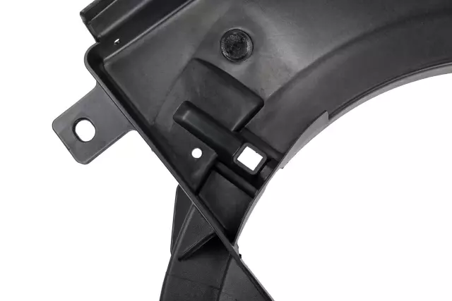 15204231 - Cooling System: Fan Shroud for Buick: Rainier | Chevrolet: Trailblazer, Trailblazer EXT | GMC: Envoy, Envoy XL, Envoy XUV Image