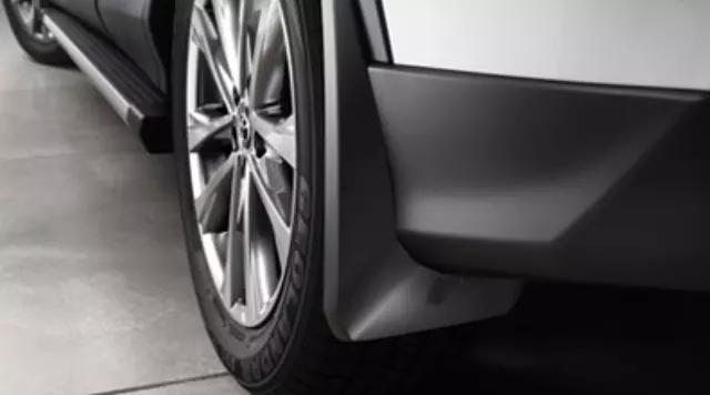 PU06042S16R1 - Exterior: Mudguards for Toyota: RAV4 Image