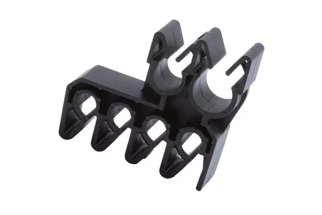 Front Brake Pipe Clip - GM (11570011)