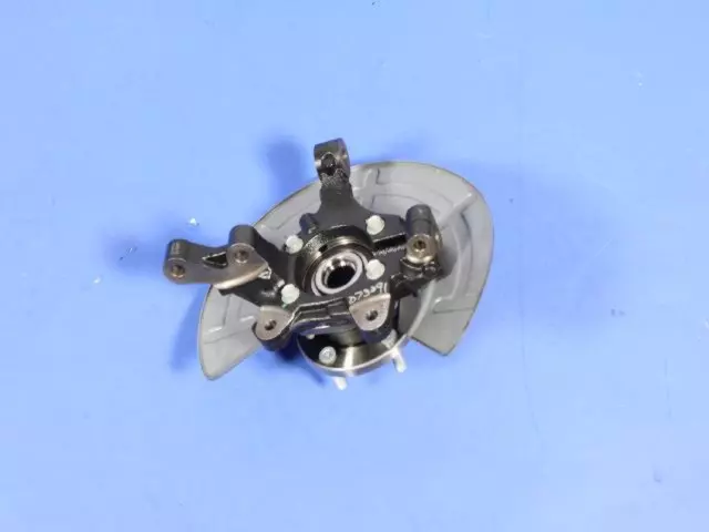 Front Knuckle And Hub, Right - Mopar (4854636AD)