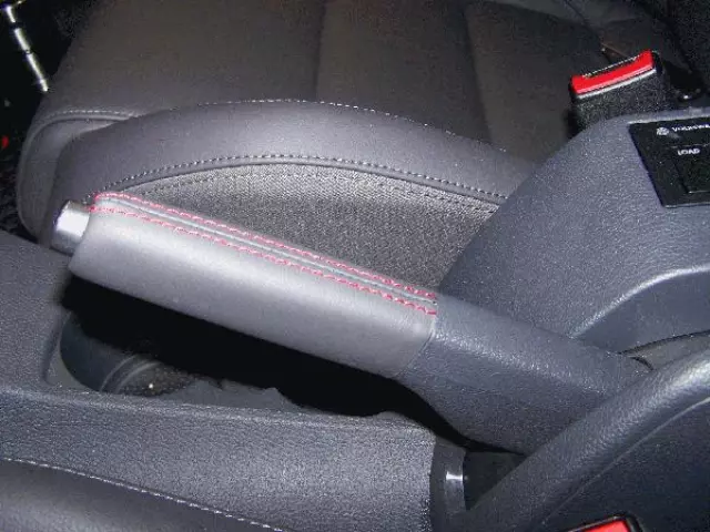 1K0711461EXNZ - Body: Handle Cover for Volkswagen: GTI, R32, Rabbit Image