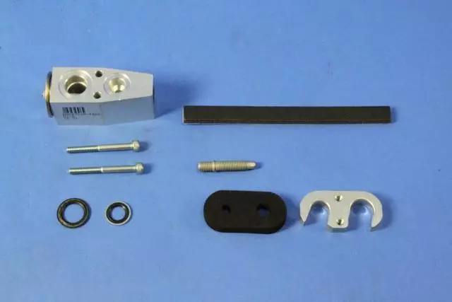 A/c Expansion Valve - Mopar (68239609AA)