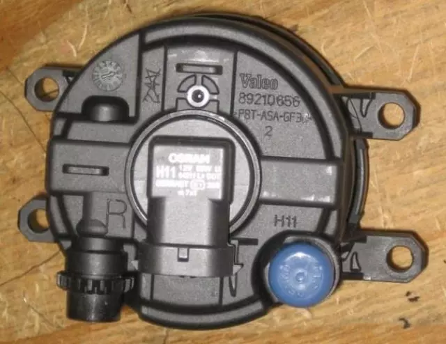 812100D042 - Electrical: Fog Lamp Assembly for Scion: xA | Toyota: Camry, Corolla, Highlander, Prius, RAV4, Solara, Yaris Image