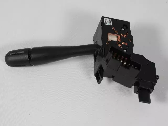 4685586 - Steering: Combo Switch for Chrysler: Grand Voyager, Town &amp; Country, Voyager | Dodge: Caravan, Grand Caravan Image