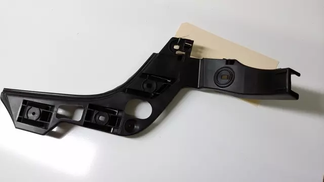 1Q0807394 - Body: Guide Bracket for Volkswagen: Eos Image