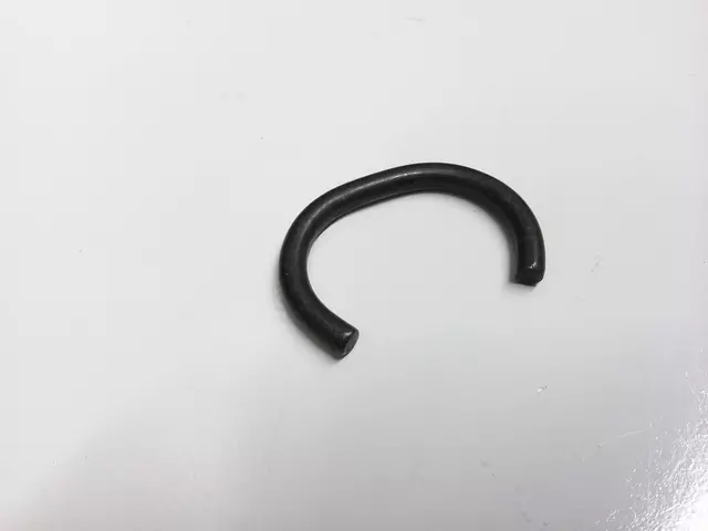 Stub Shaft Retainer Clip - Volkswagen (012-409-413)