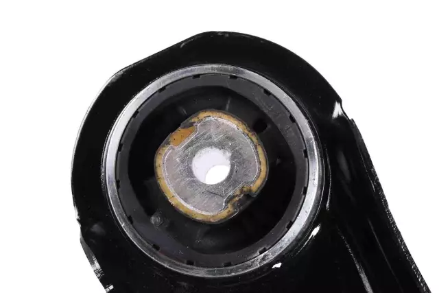 Passenger Side Suspension Trailing Arm - GM (84557845)