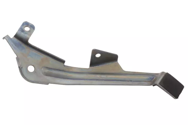 Air Cleaner Outlet Duct Bracket - GM (23462365)