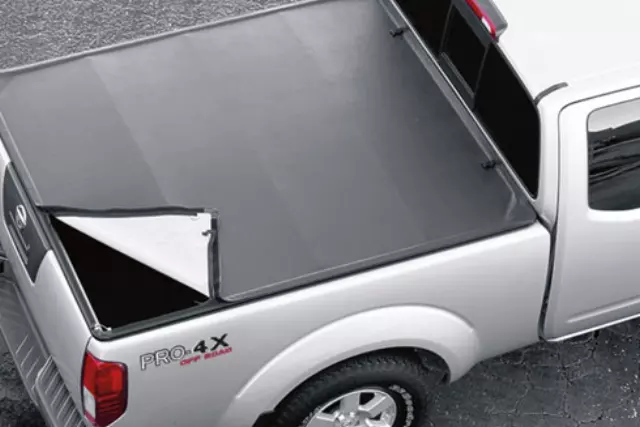 999N3BT000CE - Exterior: Soft Tonneau Cover (Crew Cab) for Nissan: Frontier Image
