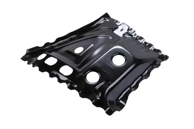 84064867 - Body: Rail Extension for Buick: LaCrosse, Regal Sportback, Regal TourX | Chevrolet: Malibu Image