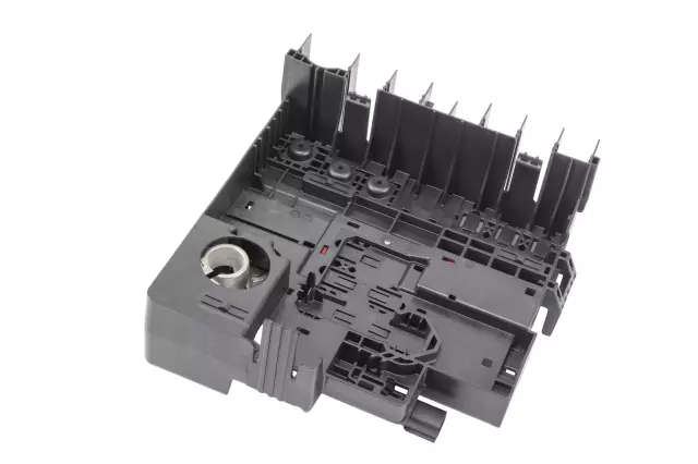 Battery Distribution Engine Compartment Fuse Block - GM (84874122)