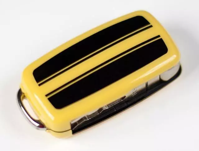 5C0087015DAAX - Interior: Key Fob Skins - Black &amp; Yellow Edition for Volkswagen Image