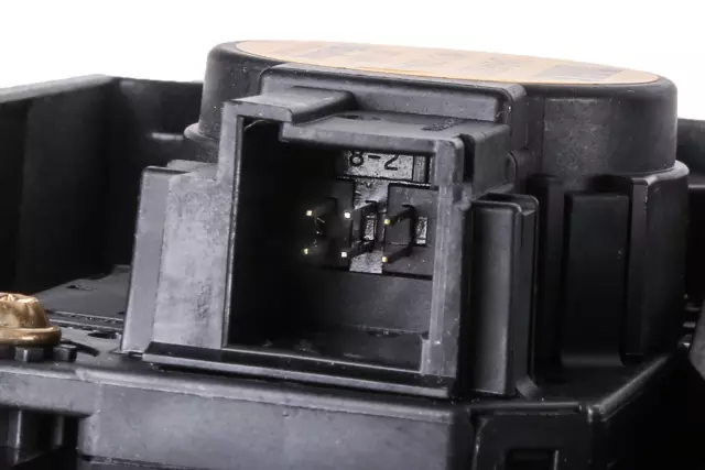 Heater and Air Conditioning Evaporator Case - GM (39150991)