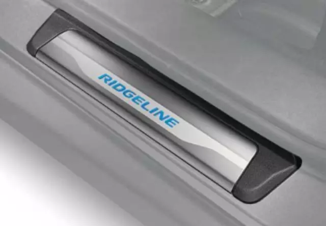 8E12T6Z101 - Exterior: 2017-2023 Honda Ridgeline - Garnish Door Sill for Honda: Ridgeline Image