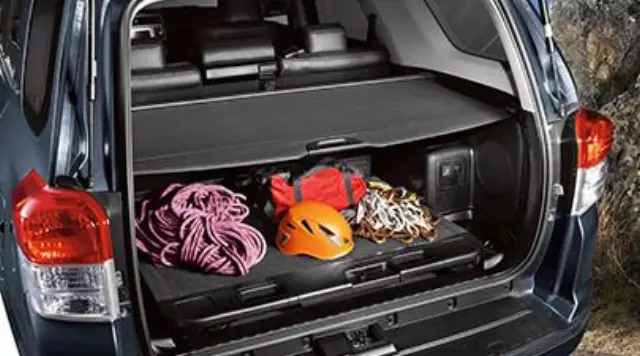 Cargo Area Cover, Retractable - Toyota (PT31189120)