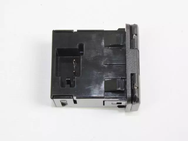 Inverter Power Outlet - Mopar (56046933AA)