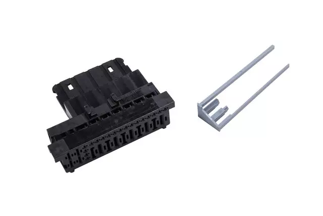 19333032 - : Wiring Harness Connector for GM Image