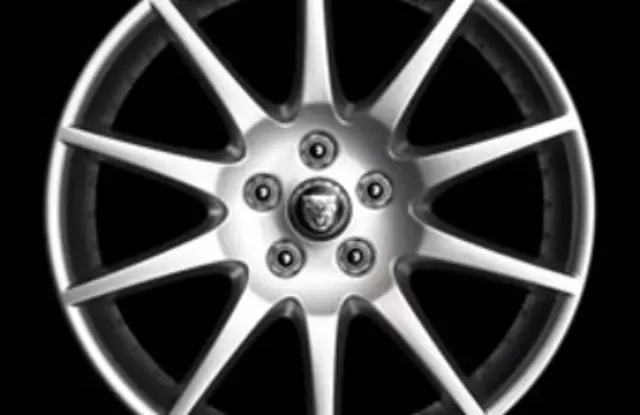 C2D4498 - : Alloy Wheel - 18 Inch Meru - Rear for Jaguar: XJ Image